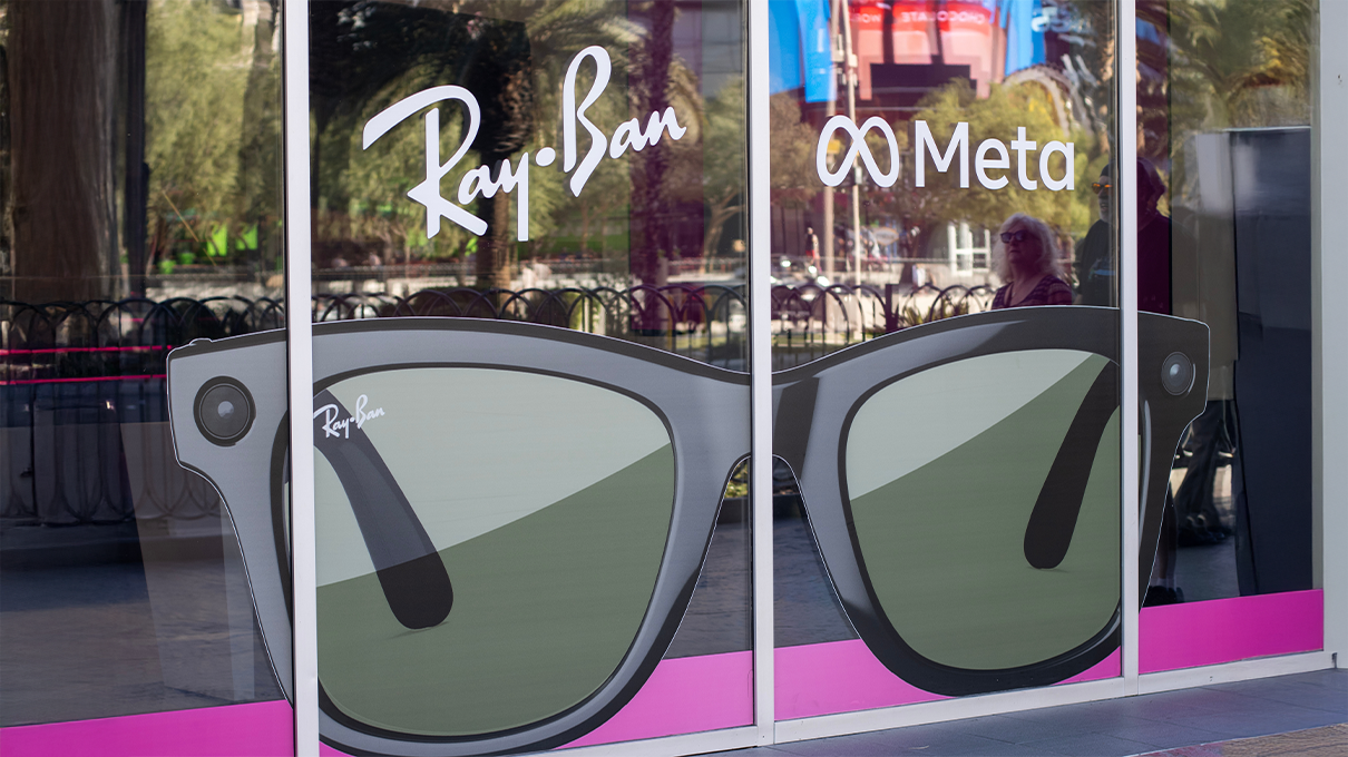 Ray-Ban Smart Glasses Will Now Have Live Translation and Live AI