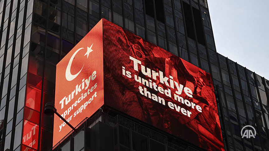 Support Call for Earthquake Victims in Turkey from Times Square