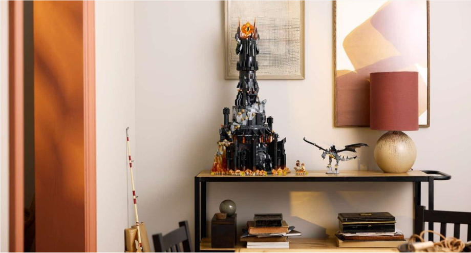 The Lord of the Rings: Barad-dûr Set from LEGO