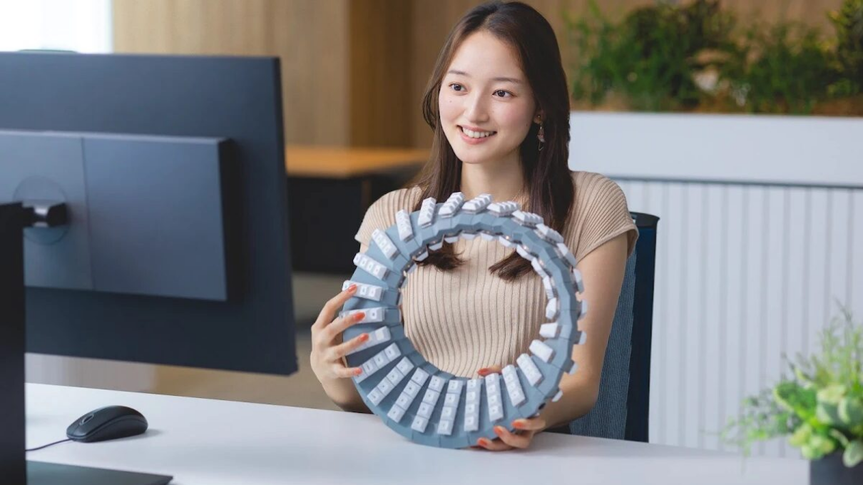 Google's Two-Sided Keyboard