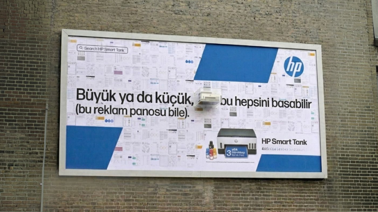 HP Created Its Billboard Using the Product Itself